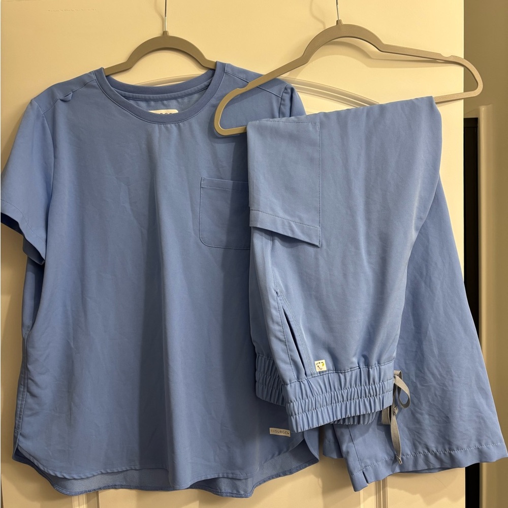 Resurge Scrub Set Wide Leg